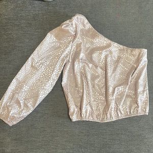 One shoulder long sleep top